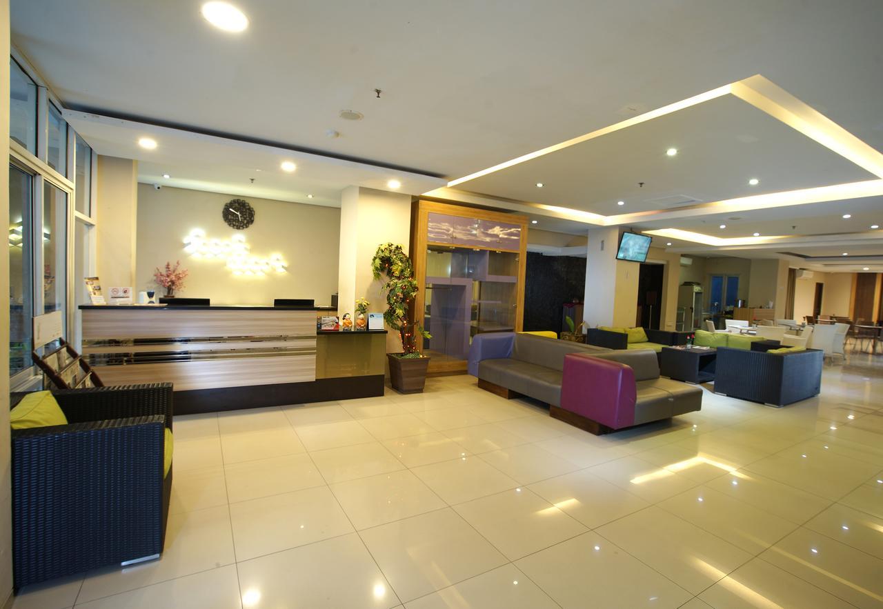 Top Malioboro Hotel Jogja Джокякарта Екстериор снимка