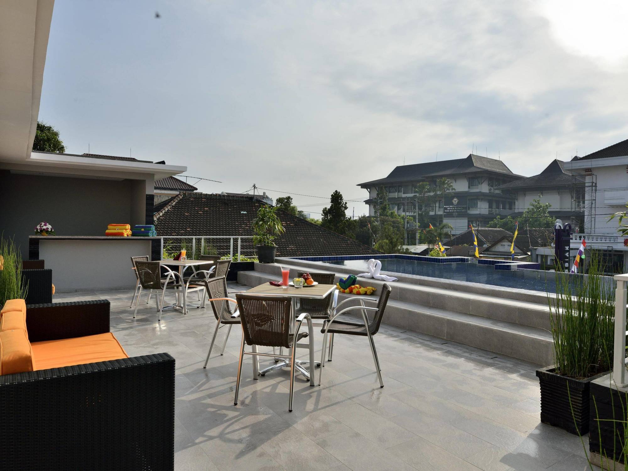 Top Malioboro Hotel Jogja Джокякарта Екстериор снимка